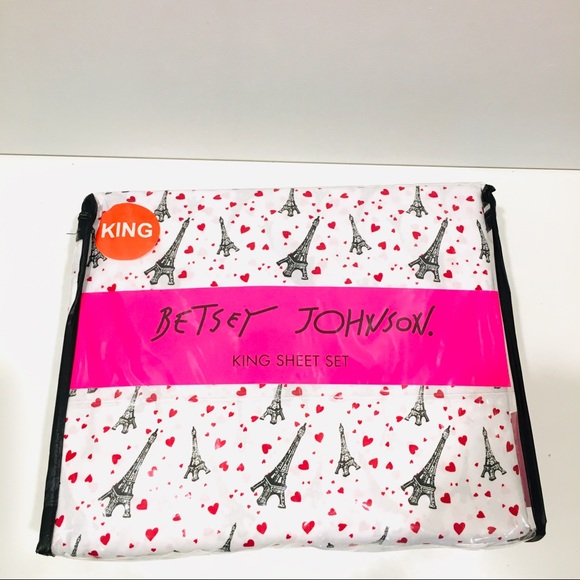 Betsey Johnson Other - Betsey Johnson 4 Piece Love Paris King sheet set Betsey Johnson Other - Betsey Johnson 4 Piece Love Paris King sheet set